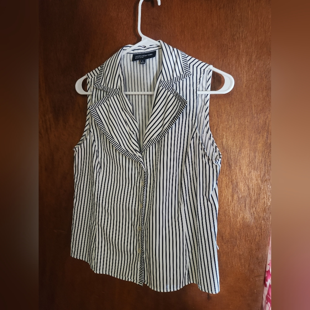 Jones New York Blouse Medium